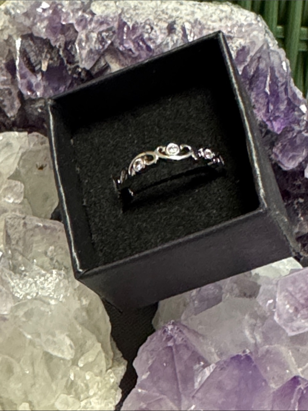 Silver Floral design with CZ accent Ring - Silver